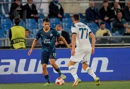 凤凰娱乐APP-拉齐奥后防线表现不佳，反映缺乏稳定性