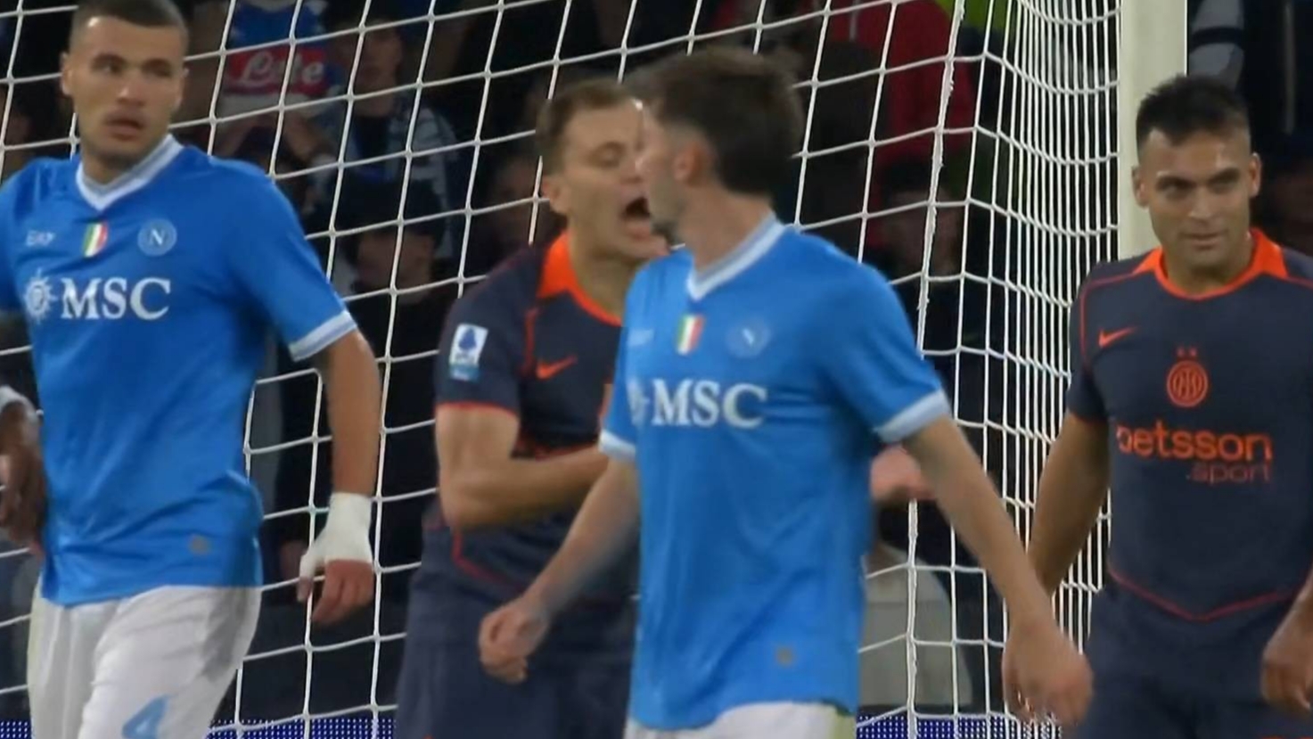 国米主场失利，失去冠军榜首位置