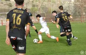 包含波图恩主场不敌奥萨苏纳，前景堪忧的词条