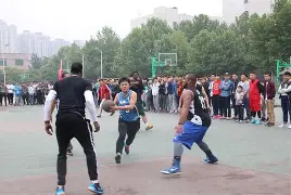 关于一支中国篮球劲旅的华丽表现再次征服全场观众的信息